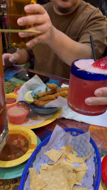 La Costa Mariscos - Mexican Near Me - Bakersfield, California