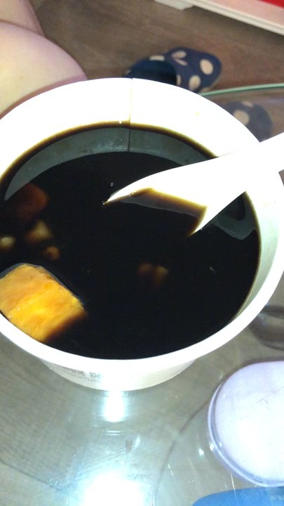 Meet Fresh Markham - HORRIBLE !   ITS JUST WATER BUT BLACK  HAD NO TASTE  BEEN ORDERING HOT GRASS JELLY FROM OTHER LOCATION AND IT WAS NEVER LIKE THIS - Desserts Near Me - Unionville, Ontario