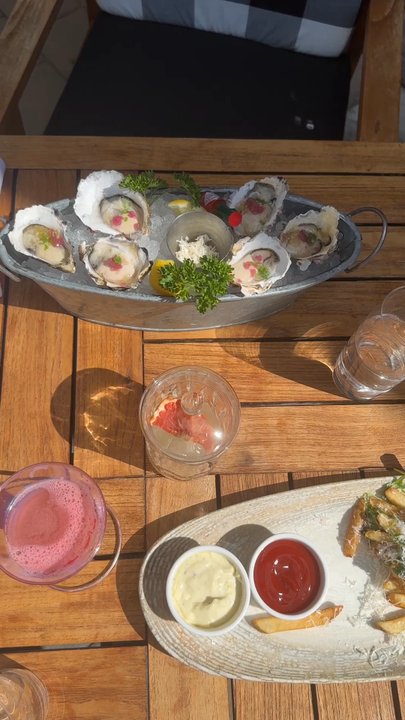 Braidwood Tavern - Fresh oysters , truffle fries , French onion soup and cocktails . All top notch ! - Gastropubs Near Me - Whistler, British Columbia