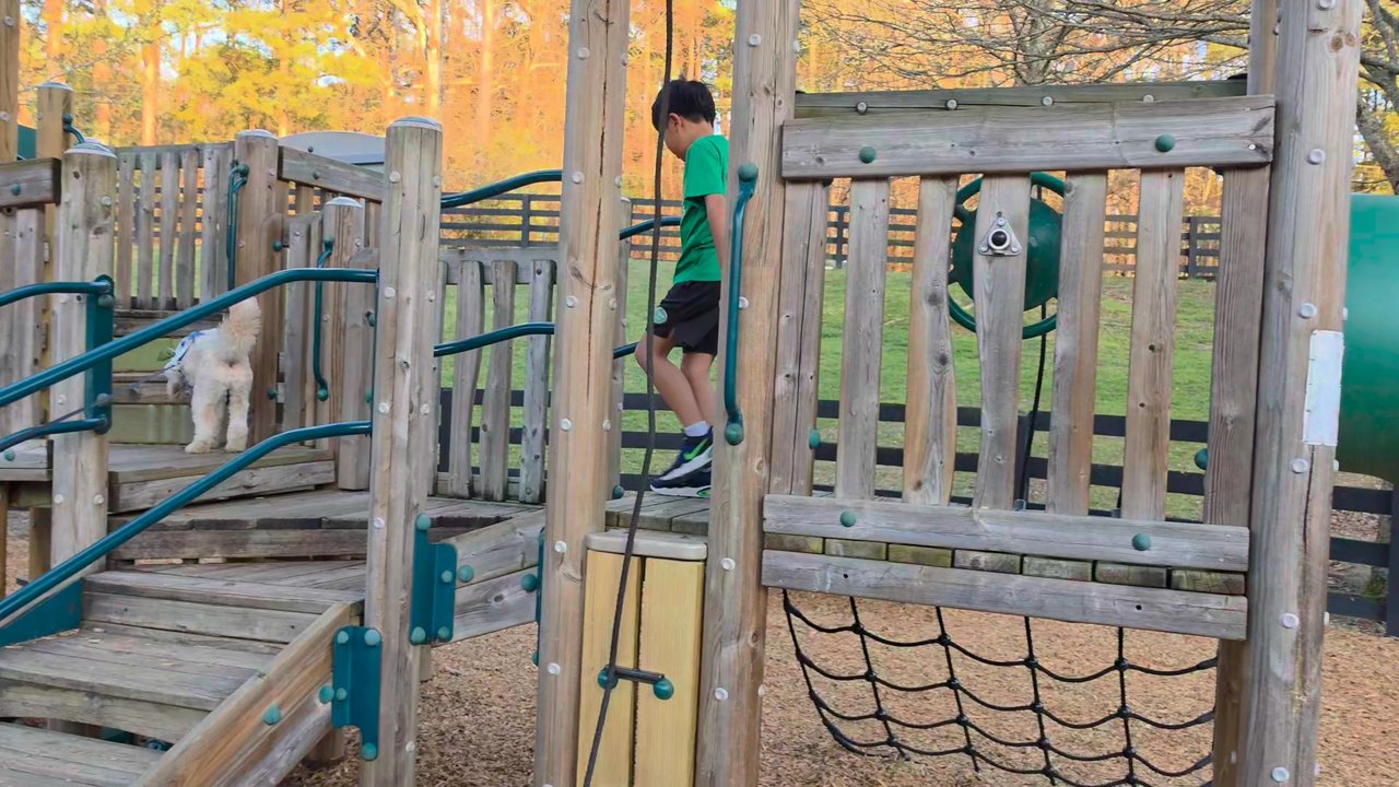 Sims Lake Park - Parks Near Me - Suwanee, Georgia