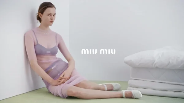 Miu Miu - © Artlist