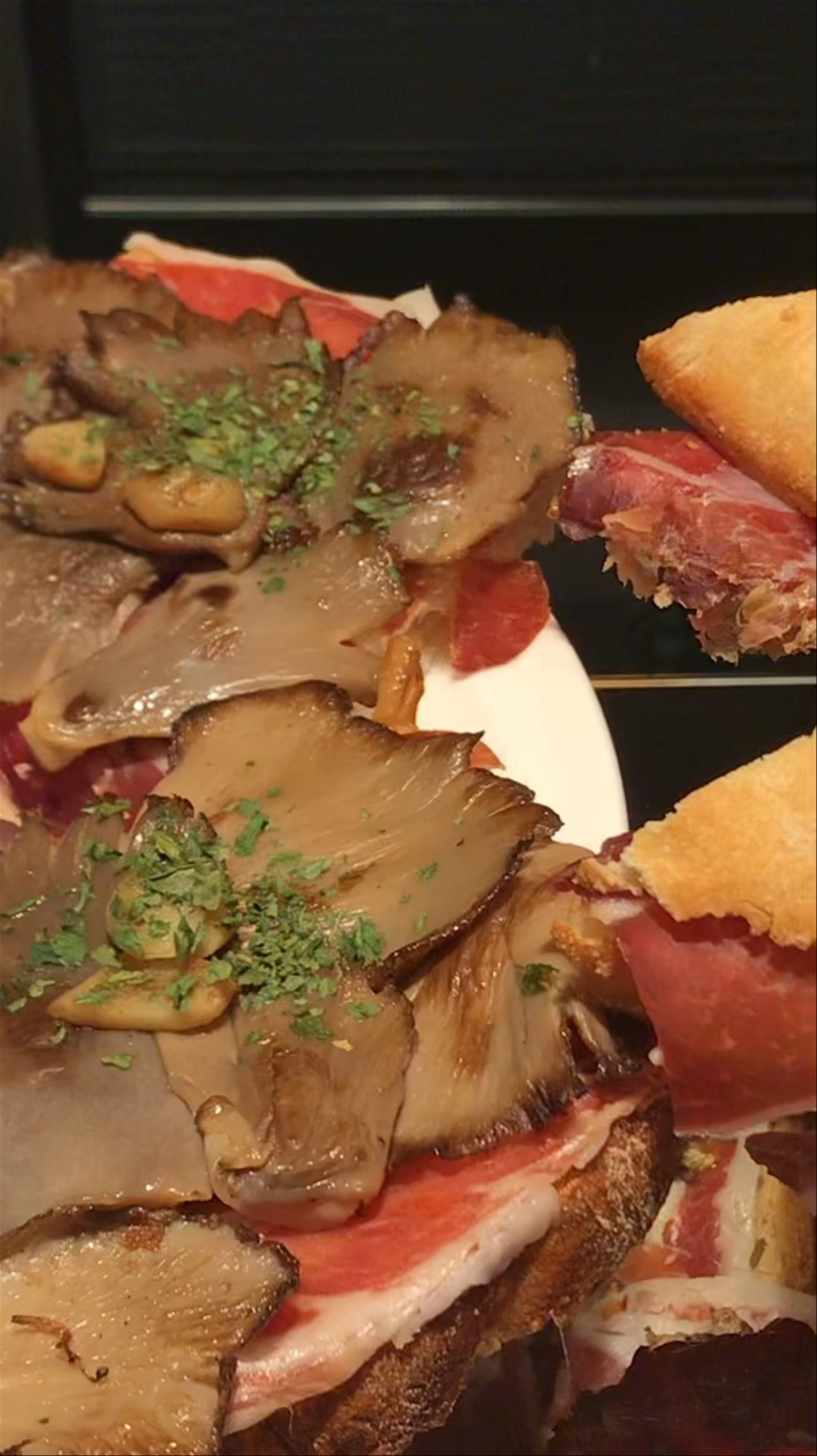 La Mandarra de La Ramos: Gourmet Pintxos Experience in Pamplona