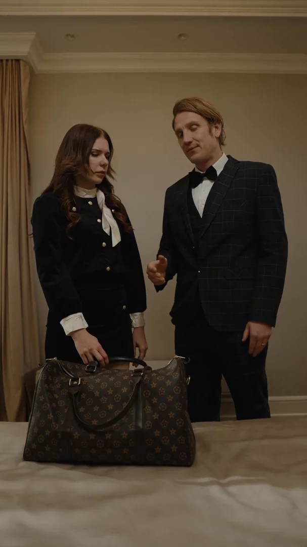 Sisters Have Crush On The Same Man - S1E5