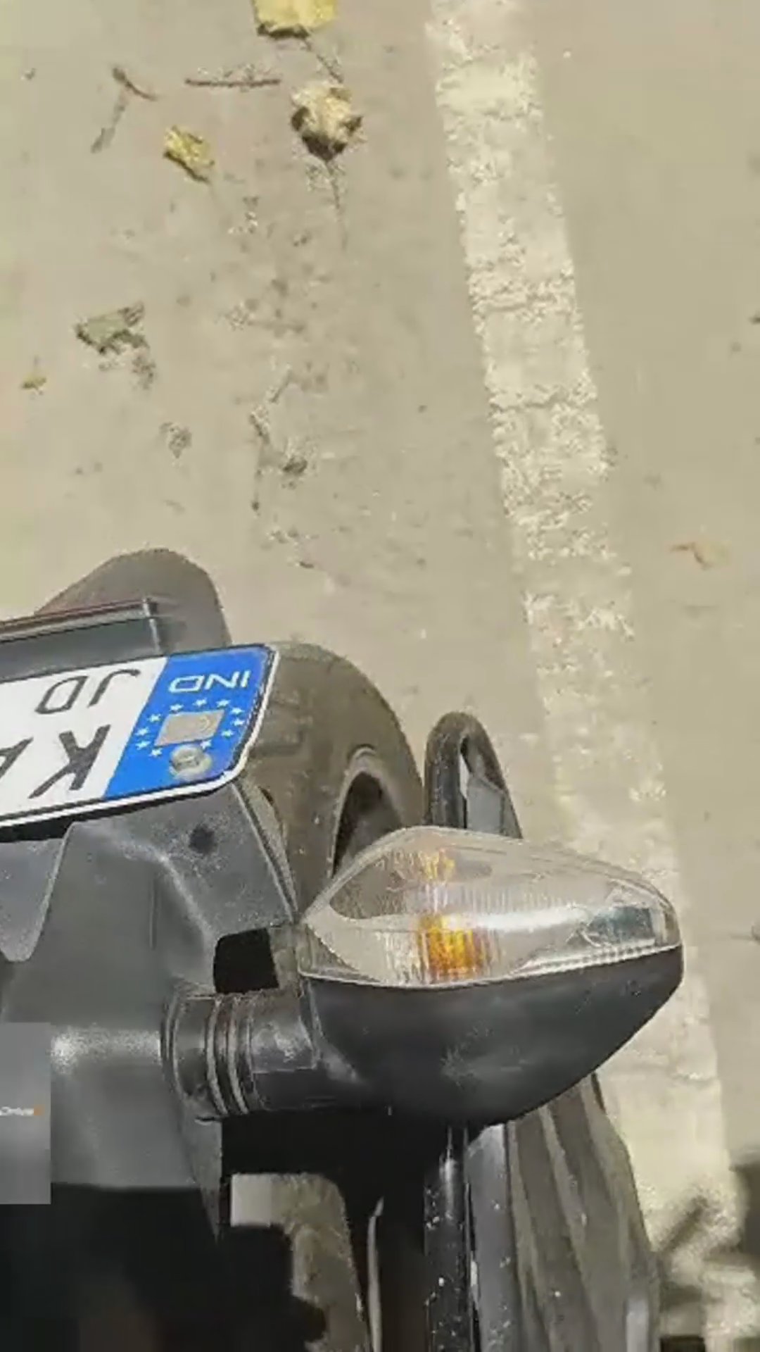 Walk-around video thumbnail