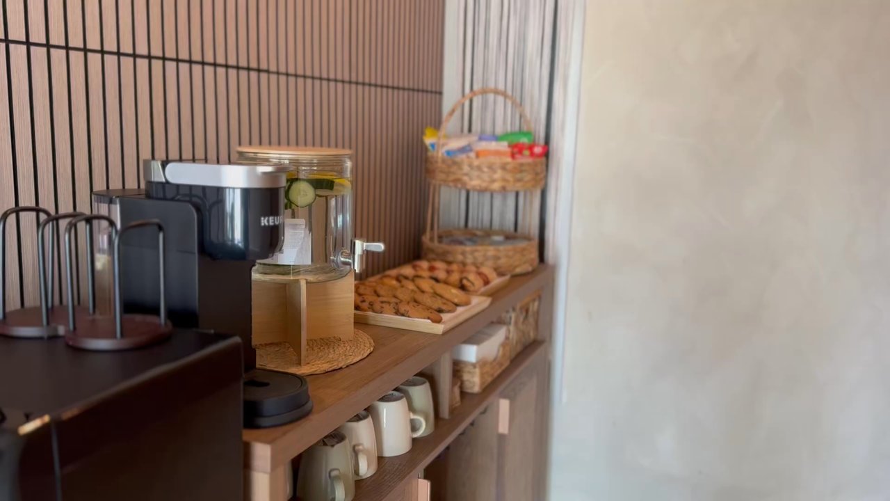 An Organic Spa - Drink and snack bar. We have seasonal seasonal cucumber lemon water. Beautiful flower tea. Coffee. Cute snacks. - Massage Near Me - Watertown, Massachusetts
