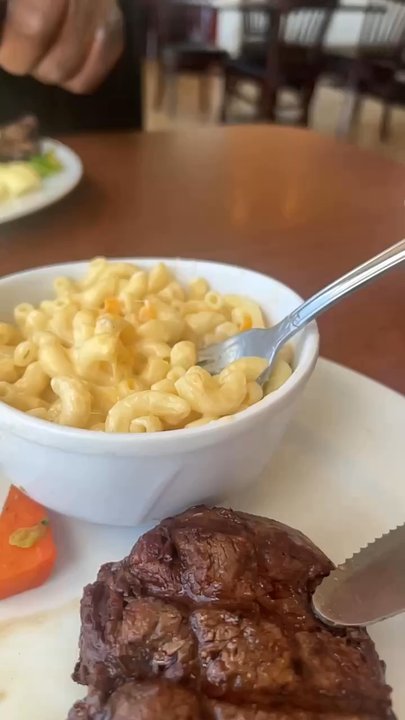Manny's Steakhouse - Steakhouses Near Me - Vallejo, California