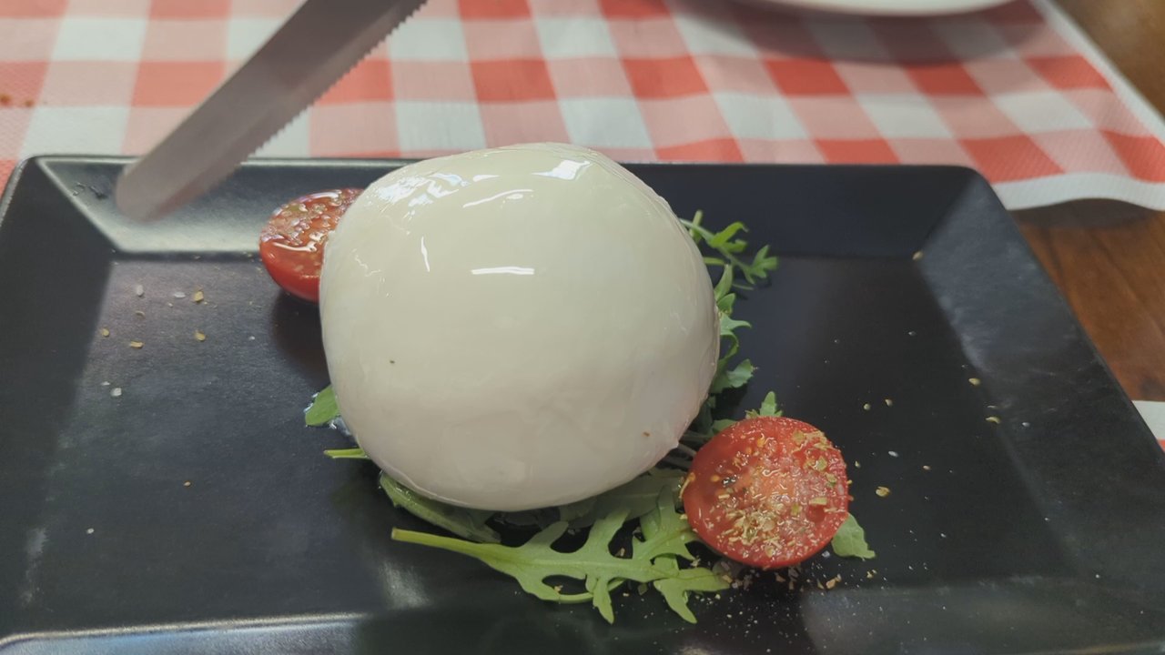 Rosso Piccante - May 12, 2024; Mozzarella di Bufala (€10). - Grocery Near Me - Torino, TO