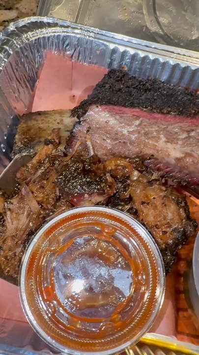 The Smoke Pit - Southern Near Me - Salisbury, North Carolina