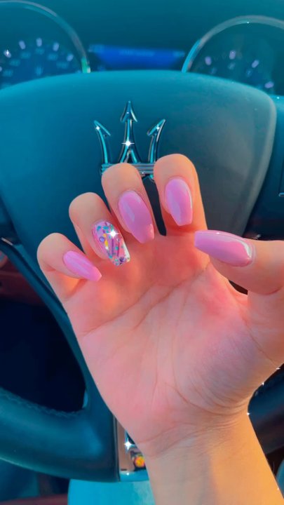 Golden Nails - Nails by the owner Lisa - Nail Salons Near Me - Gig Harbor, Washington
