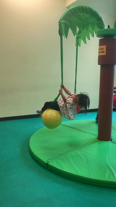 Safari - 08/17/18:  Having a blast watching my daughter. Carefree play is so relaxing. :) - Indoor Playcenter Near Me - Tukwila, Washington