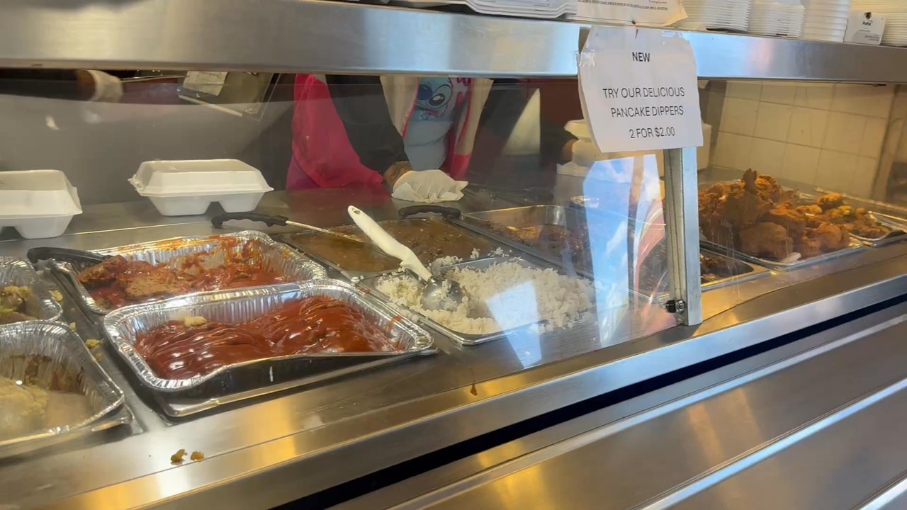 Ruth's Cafe - The bar - Soul Food Near Me - Birmingham, Alabama