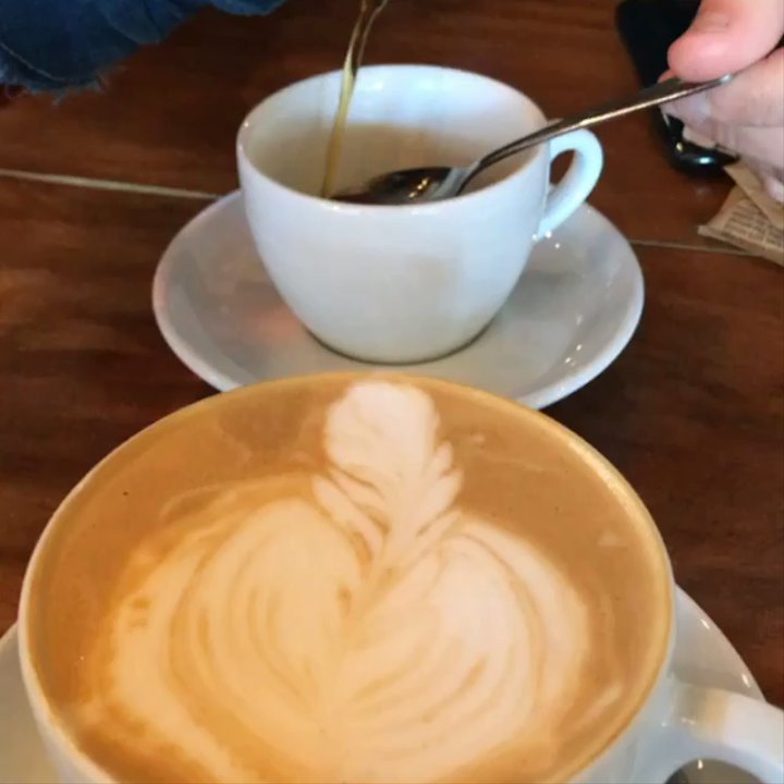 Catalina Coffee - Earl Grey tea was a very smooth pour. Very nice! - Coffee & Tea Near Me - Houston, Texas