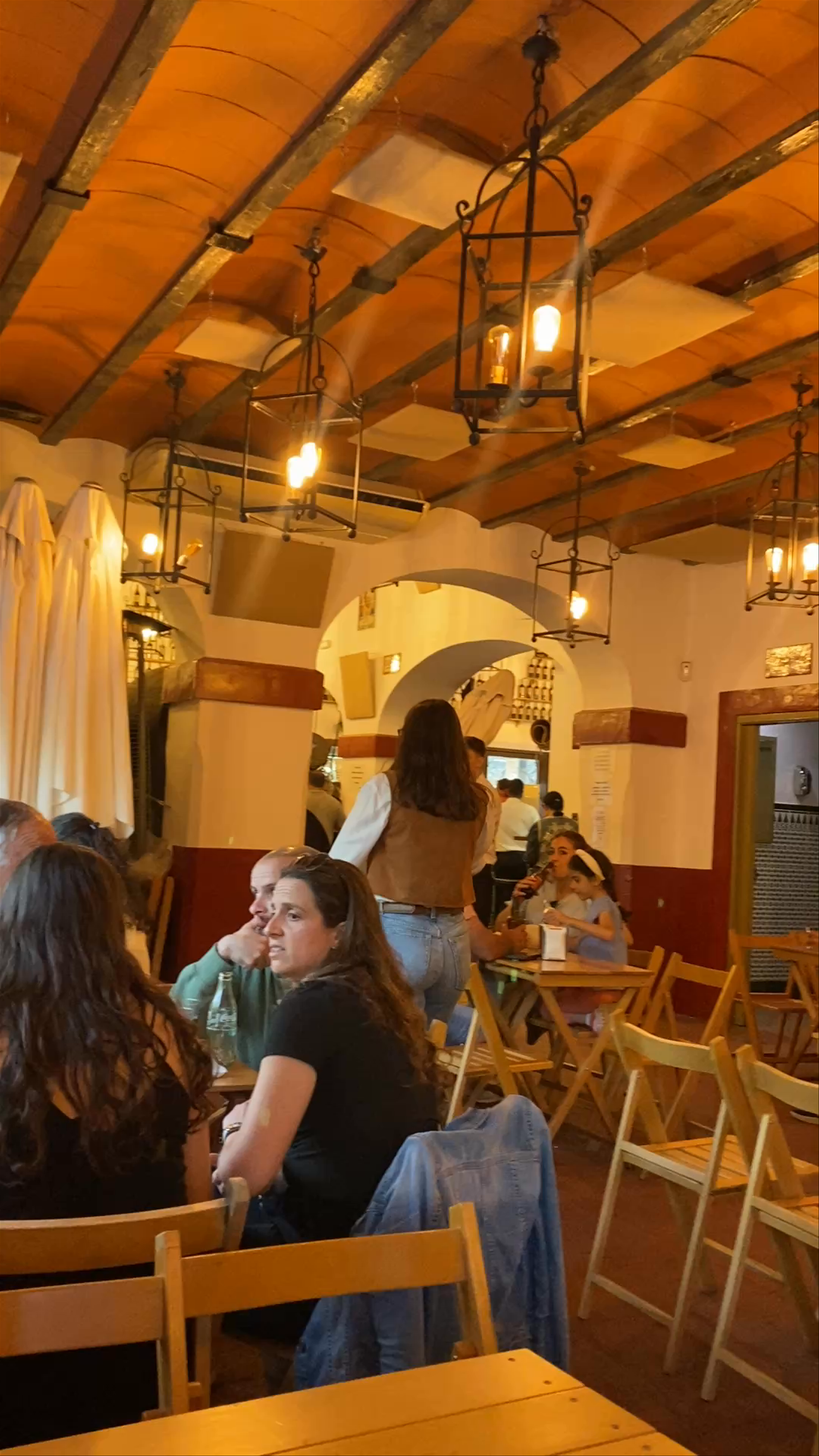 Bodega San Rafael Mairena: Authentic Andalusian Dining Experience