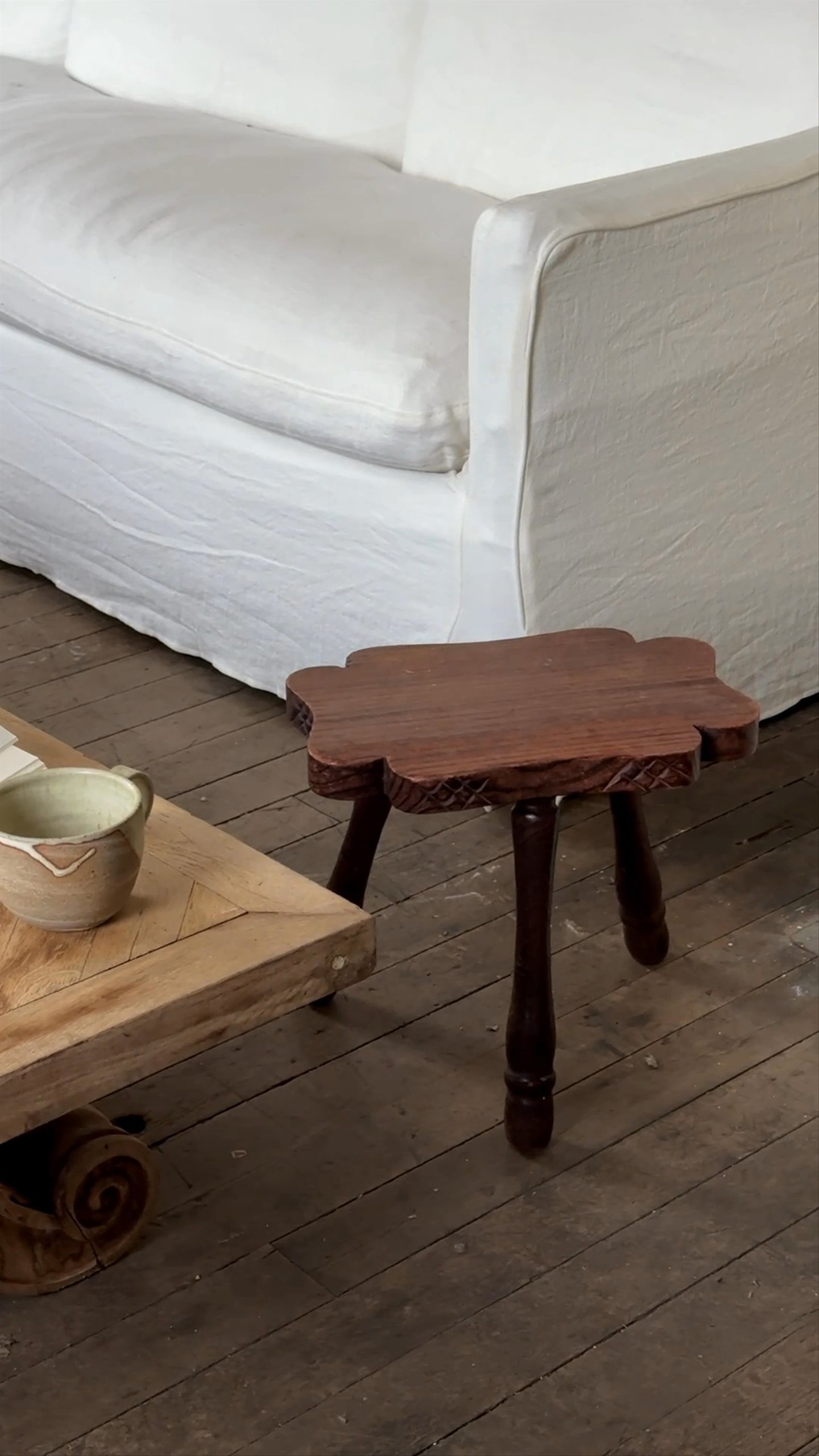 Decorative Shape Mini Wood Stool