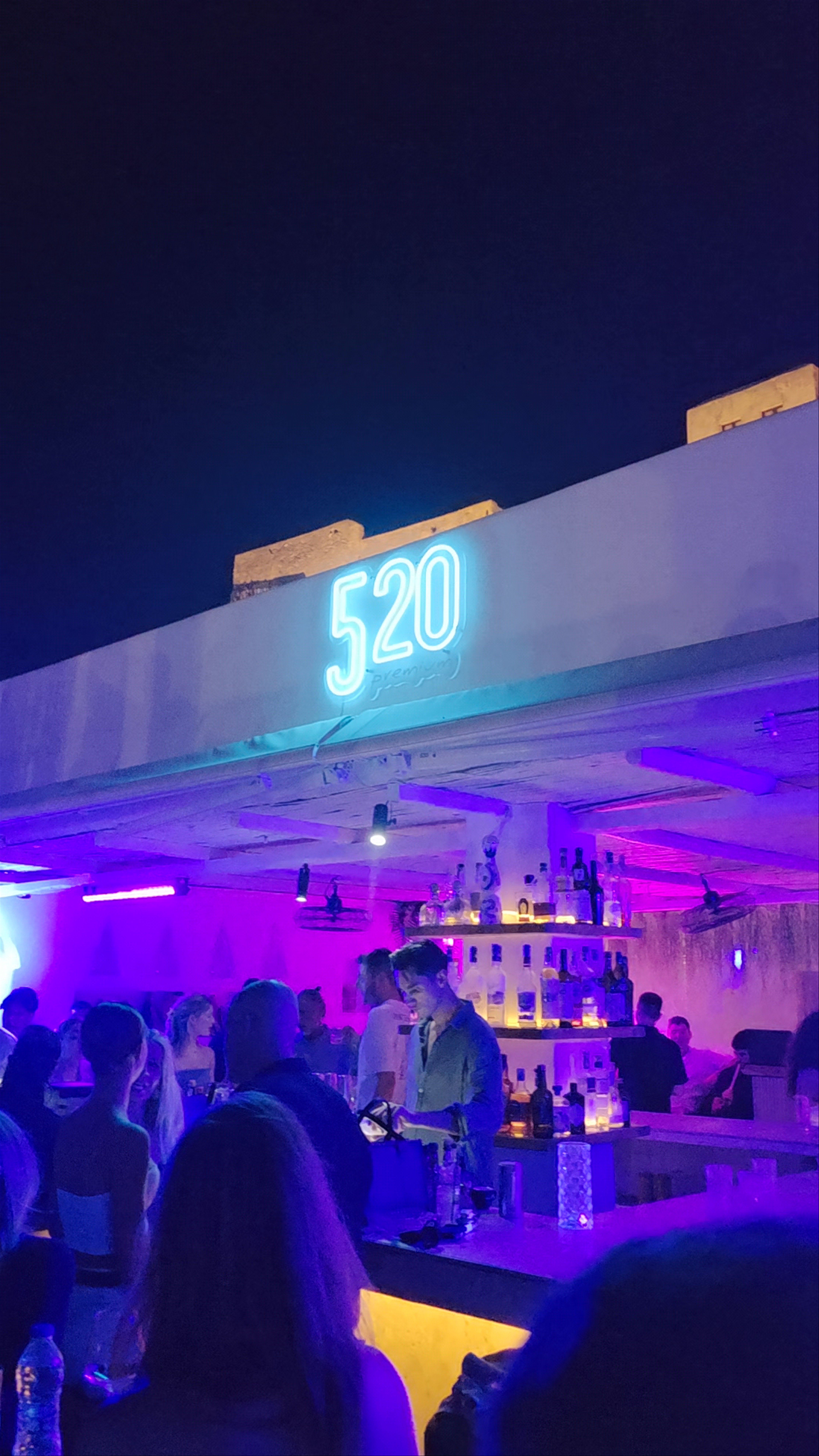 520 Cocktail Bar Restaurant