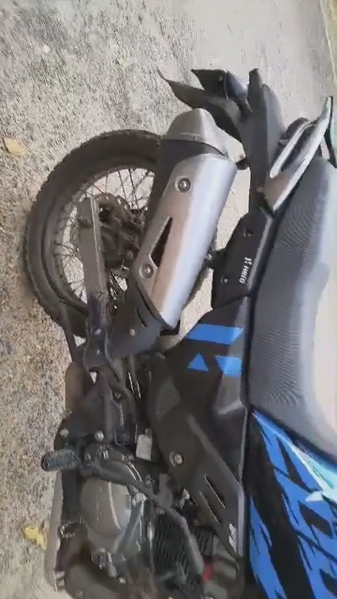 Walk-around video thumbnail