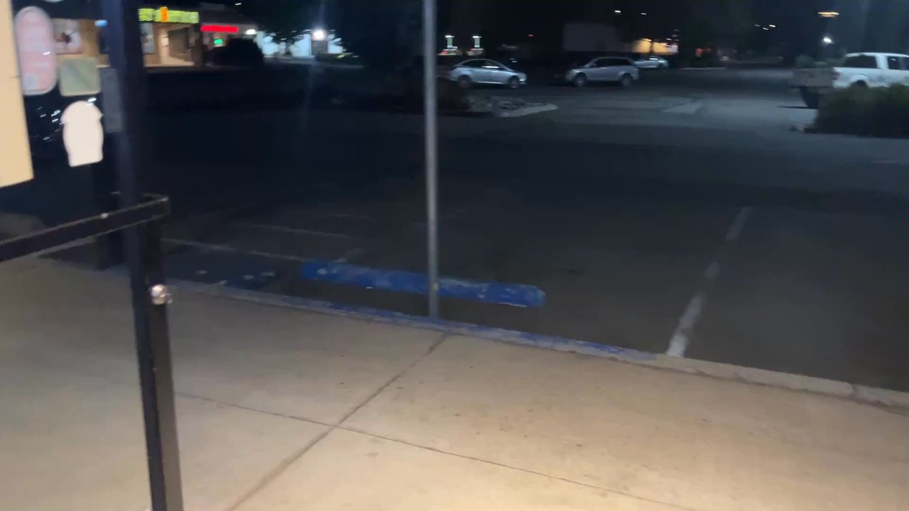 Smashin' Good Time - Video panning over the entrance & entire inside - Axe Throwing Near Me - Sparks, Nevada