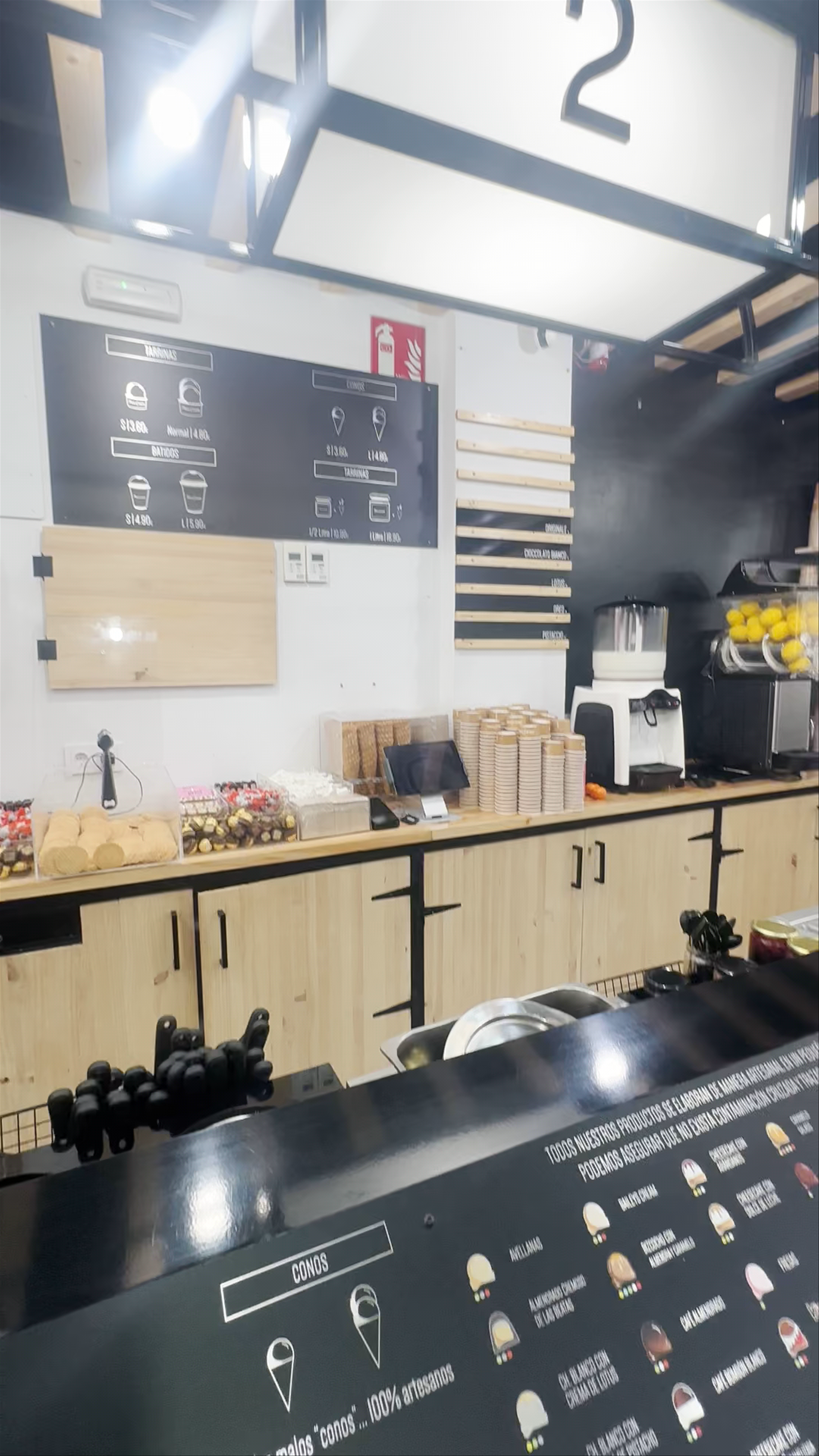Heladería Pura Crema: Artisan Ice Cream Experience in Alcalá de Henares