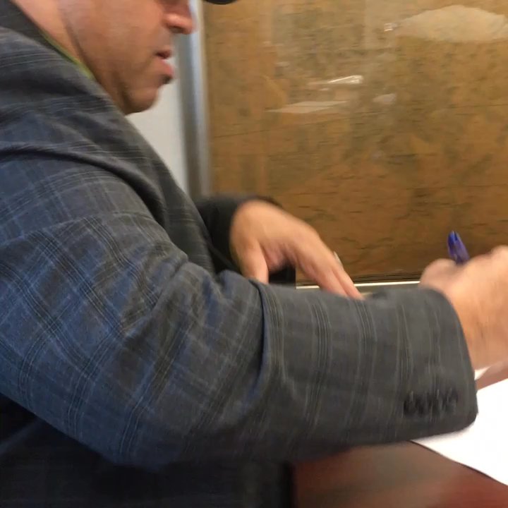 Rock Mortgage - Signing Closing Day!!! - Mortgage Lenders Near Me - Houston, Texas