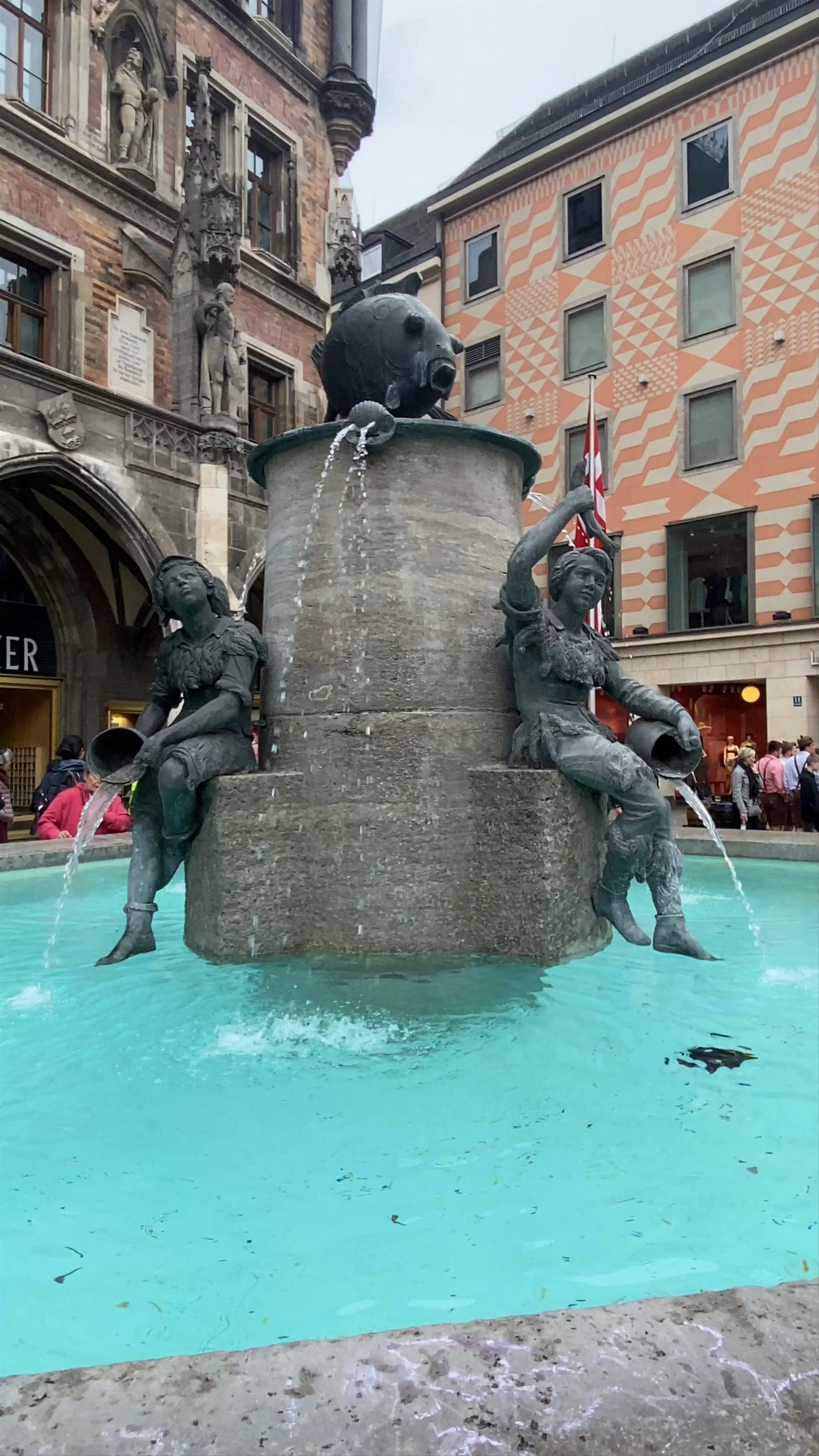 Fischbrunnen