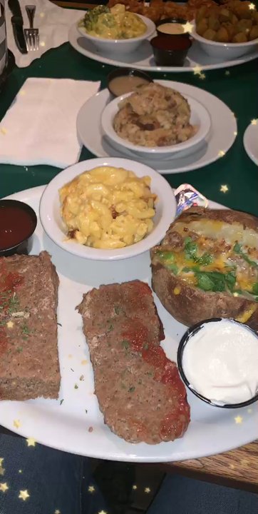 Roasters - Meatloaf w/ Mac loaded baked potato & cornbread stuffing. Pretty good - Southern Near Me - Atlanta, Georgia