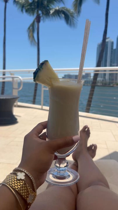 Mandarin Oriental, Miami - Pina Colada - Hotels Near Me - Miami, Florida