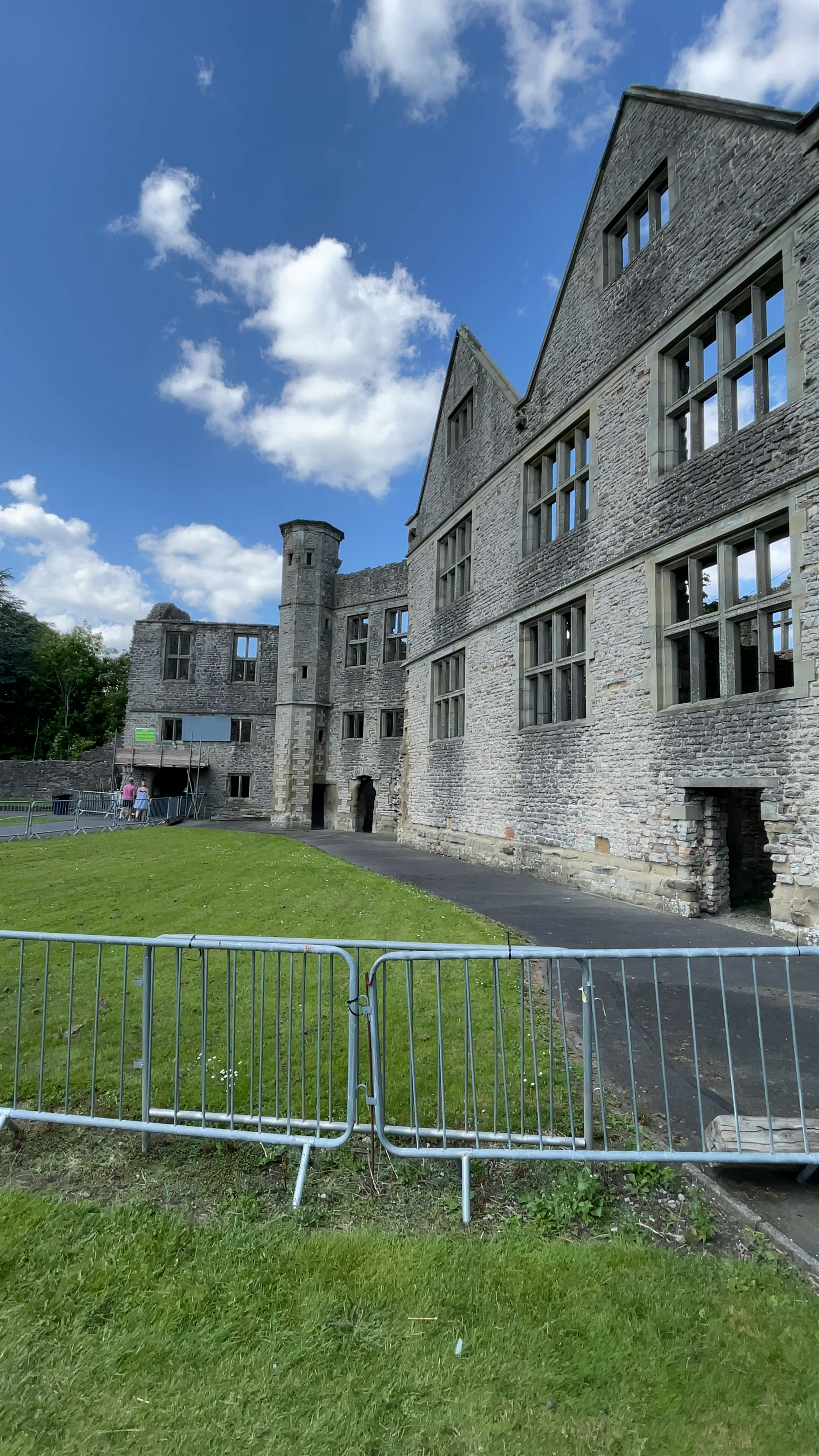 Dudley Zoo and Castle: Historic Ruins Amidst Nature in Dudley