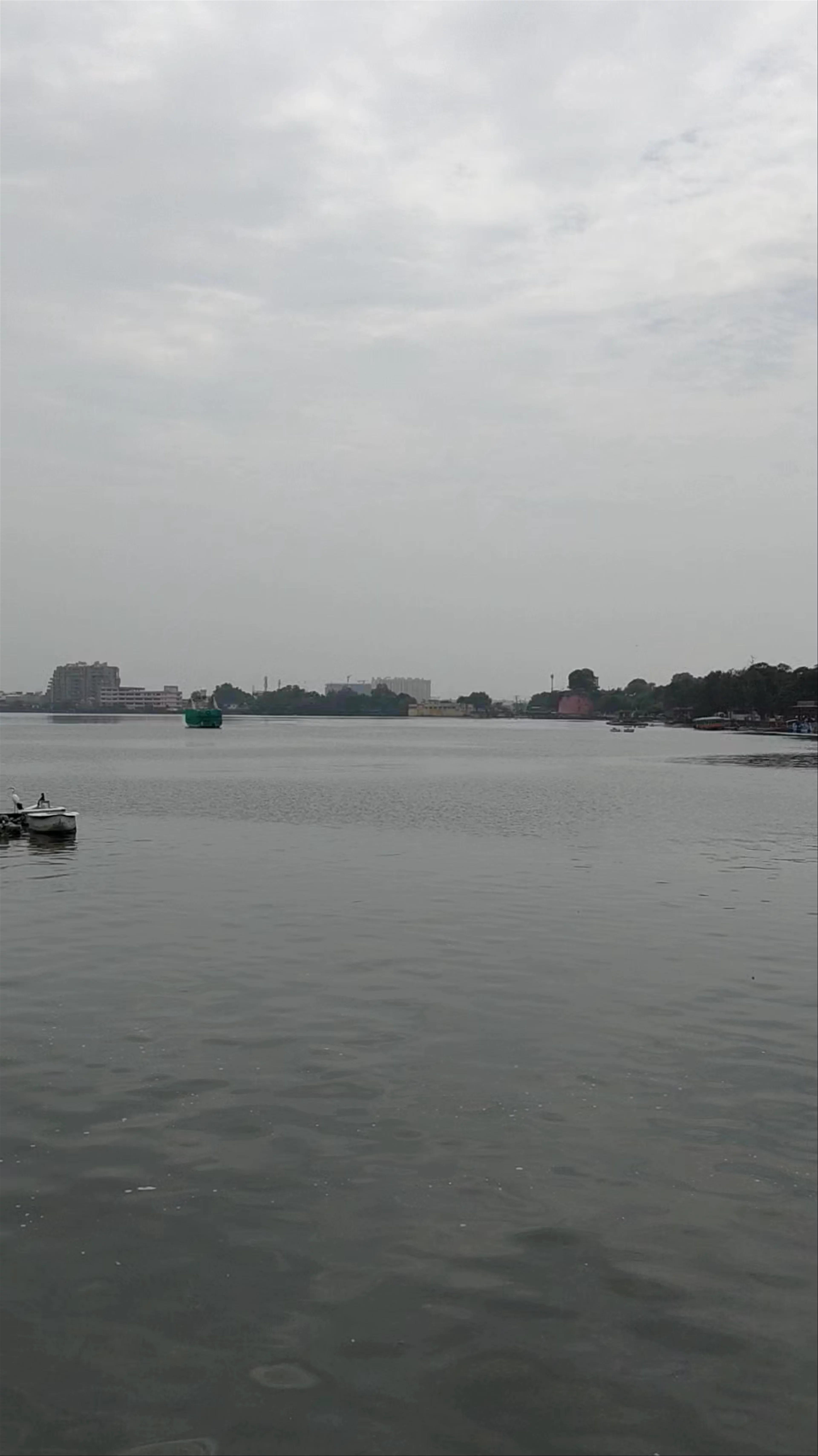 KST Kishor Sagar, Chatra Vilas Garden