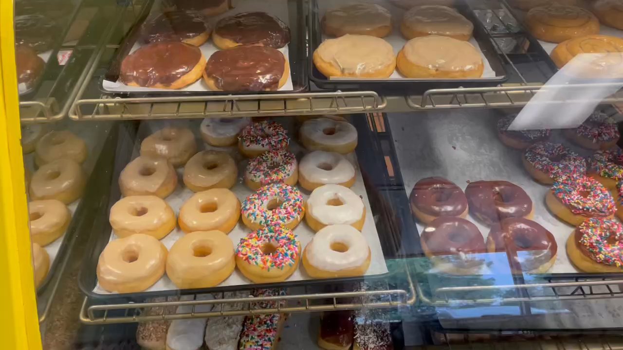 Donut Hut - Donuts Near Me - Saint Paul, Minnesota