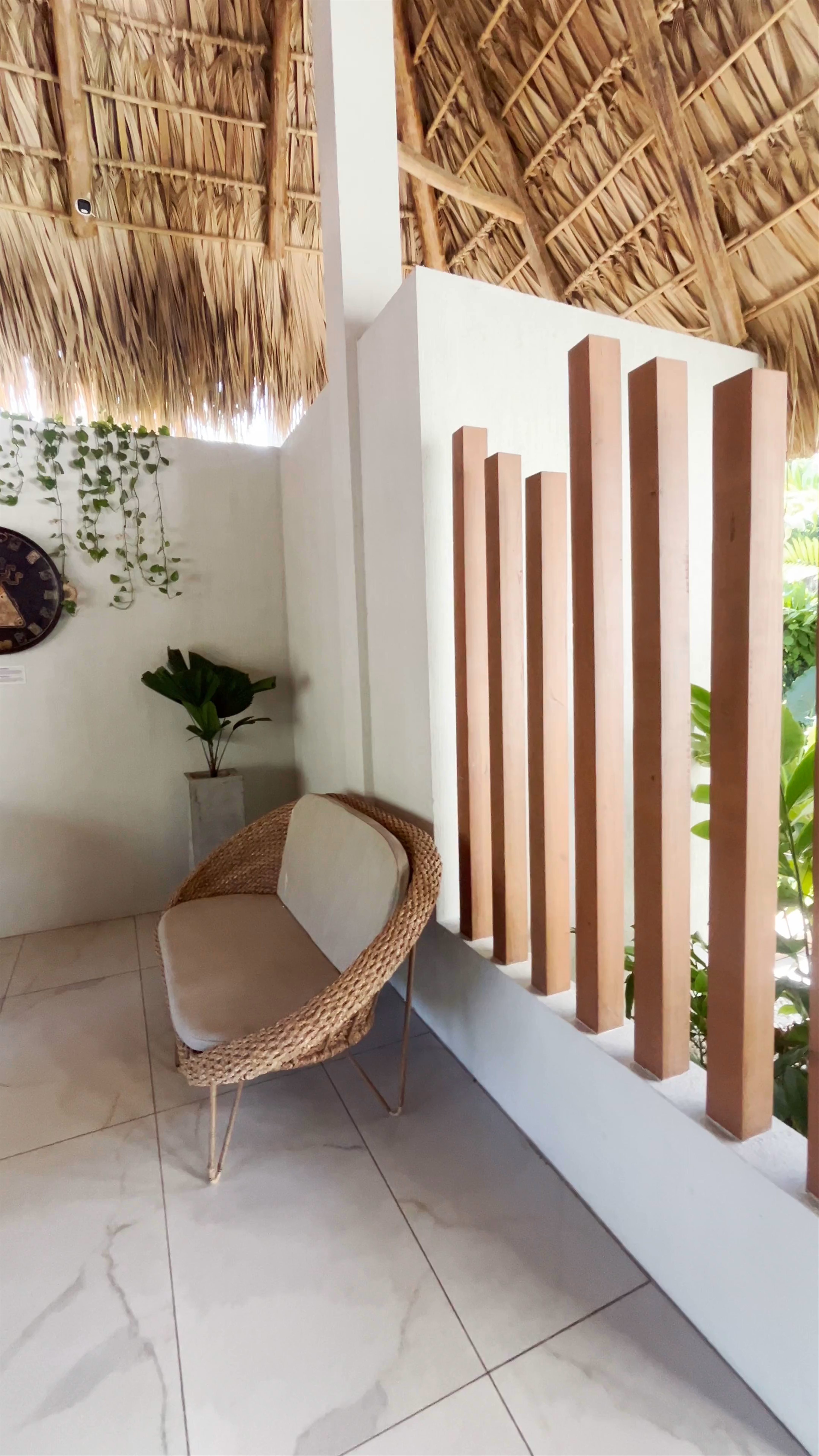 Mirasurf Hotel & Waves