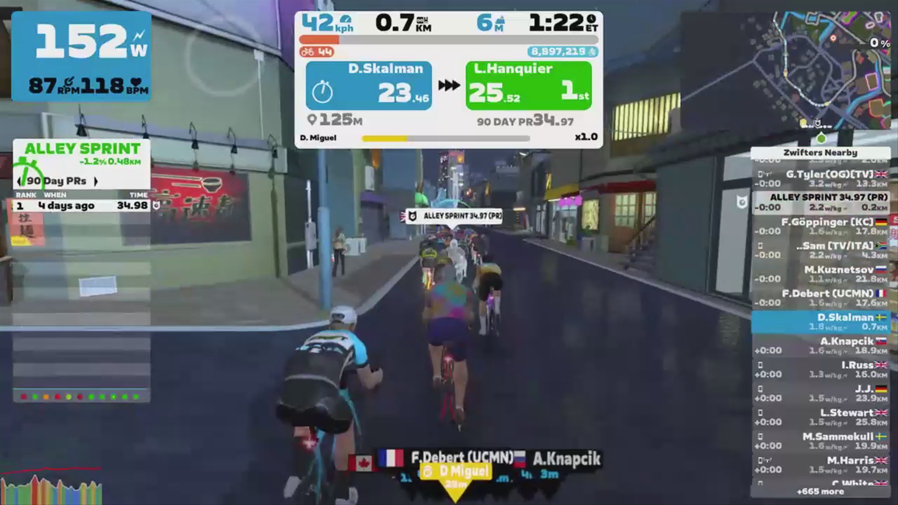 Zwift - Pacer Group Ride: Castle to Castle in Makuri Islands with Miguel