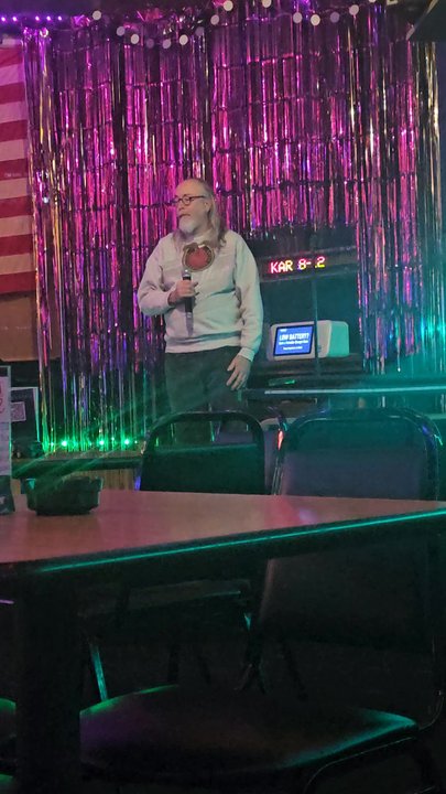 Tomfoolery Lounge - Sports Bars Near Me - Largo, Florida