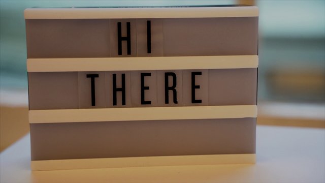 'Hi there' sign 