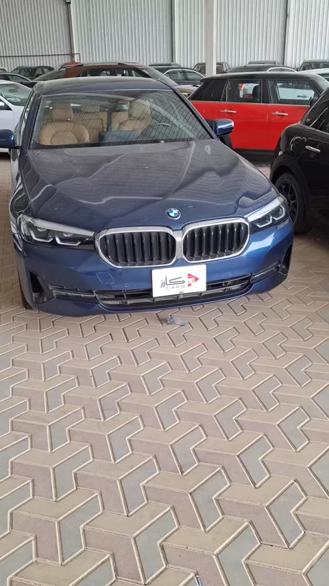 BMW 5 Series 520i 2023