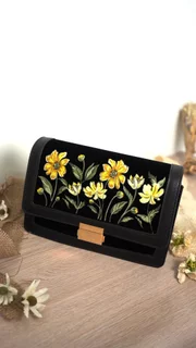 Product video, thumbnail 2 of 8