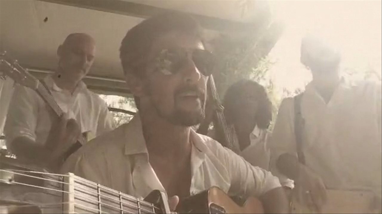 The Artists - Live Sample - video