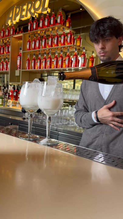 Terrazza Aperol - Cocktail Bars Near Me - Milan, Michigan