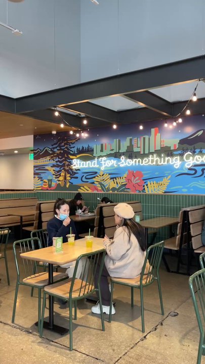 Shake Shack Bellevue Square - Interior - IG: @nelson_eats - Burgers Near Me - Bellevue, Washington