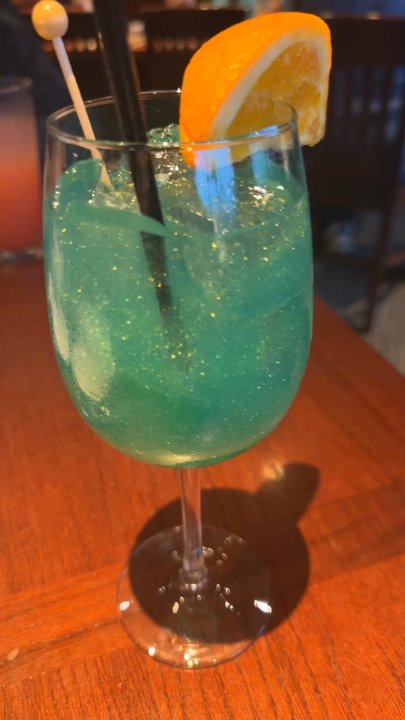 Red Lobster - Sparkling Mermaid - Seafood Near Me - Tulsa, Oklahoma