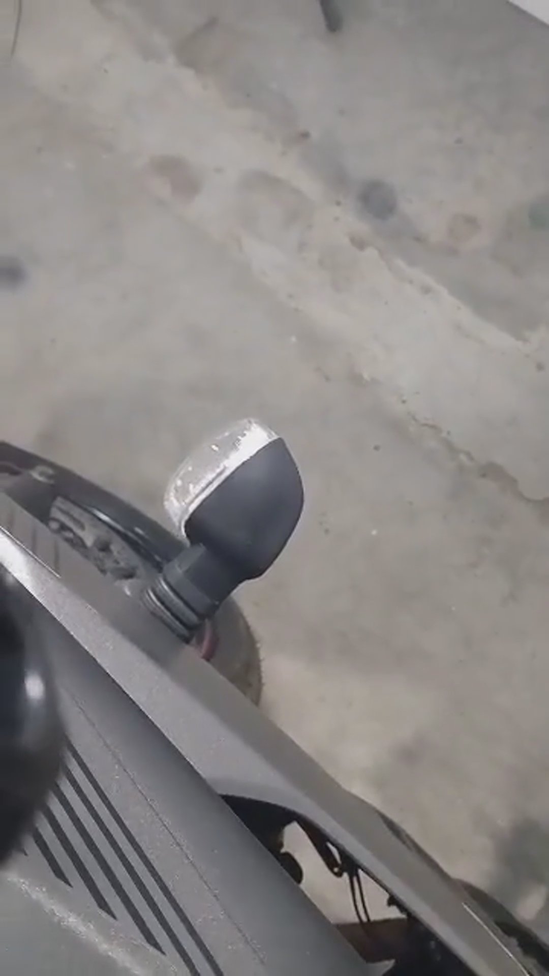 Walk-around video thumbnail