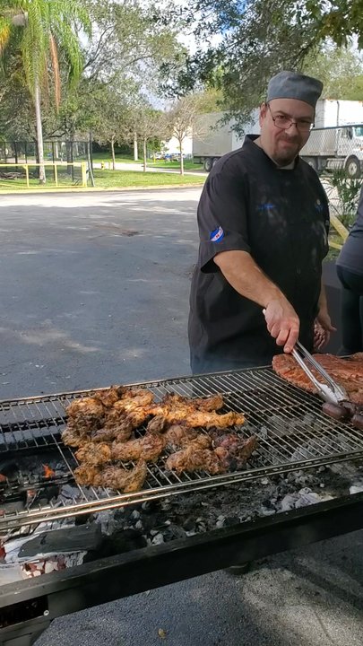 Urugrill Parrilladas  Eventos - Caterers Near Me
