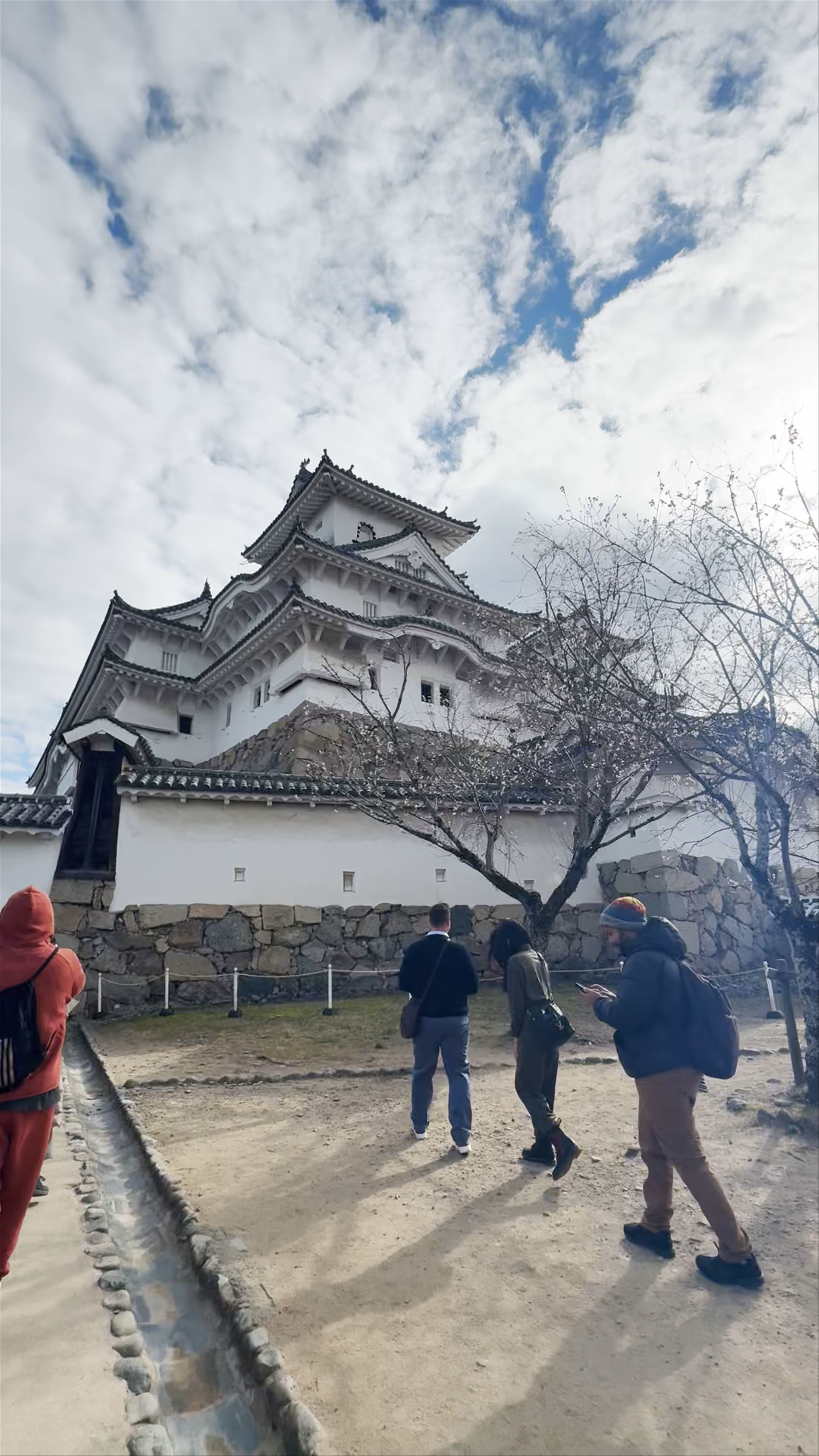 Exploring Himeji Castle: Japan’s Iconic White Heron Fortress