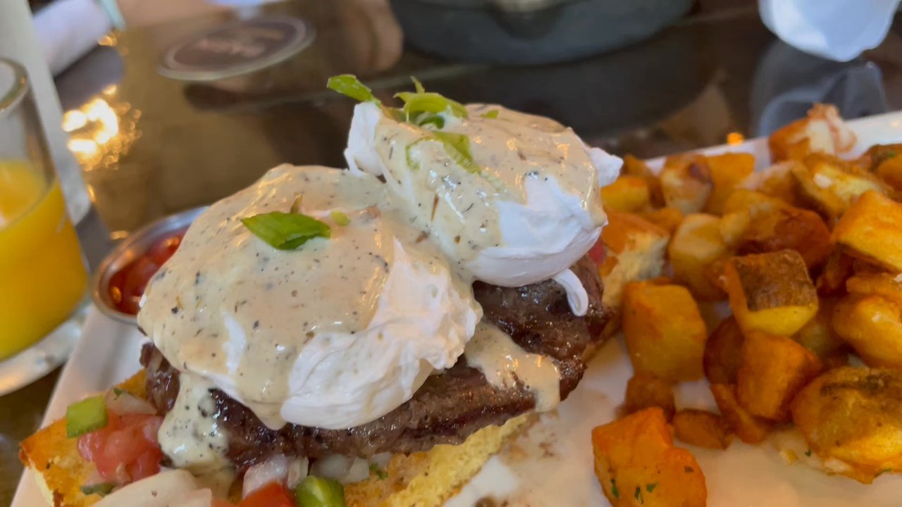 Basin 141 - Yum~ - Gastropubs Near Me - Monrovia, California
