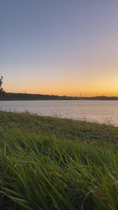Whalon Lake - Lakes Near Me - Naperville, Illinois
