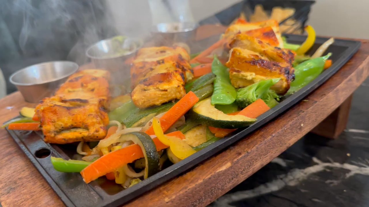 Aria Kitchen - Sizzling Chicken Fajitas - Mexican Near Me - Irvine, California