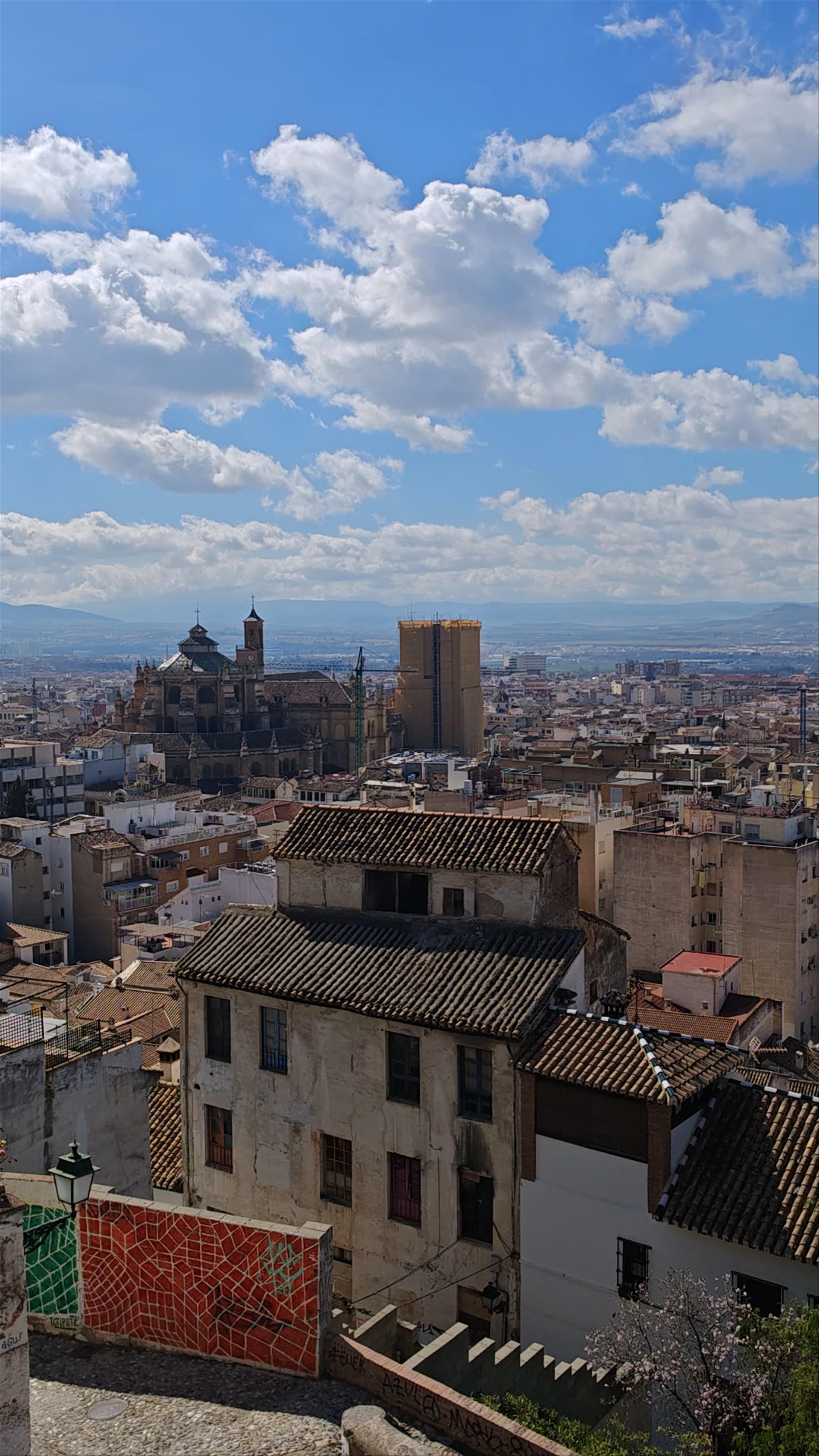 Mirador Ojo de Granada: Breathtaking Views Over Granada, Spain