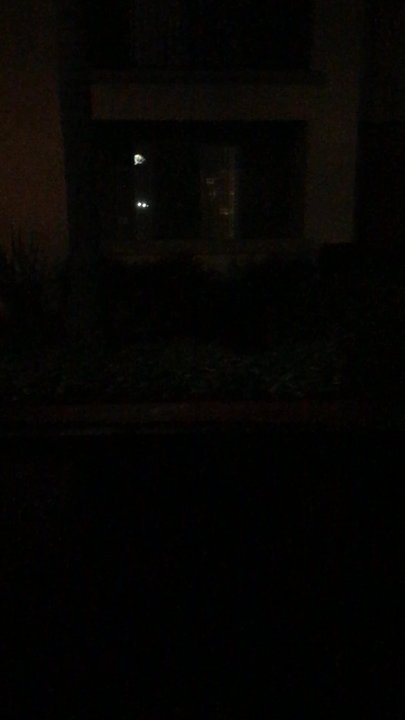Windsor Main Place - Waiting outside in the cold and rain for over 30 min now waiting for the alarm to go off. - Apartments Near Me - Orange, California