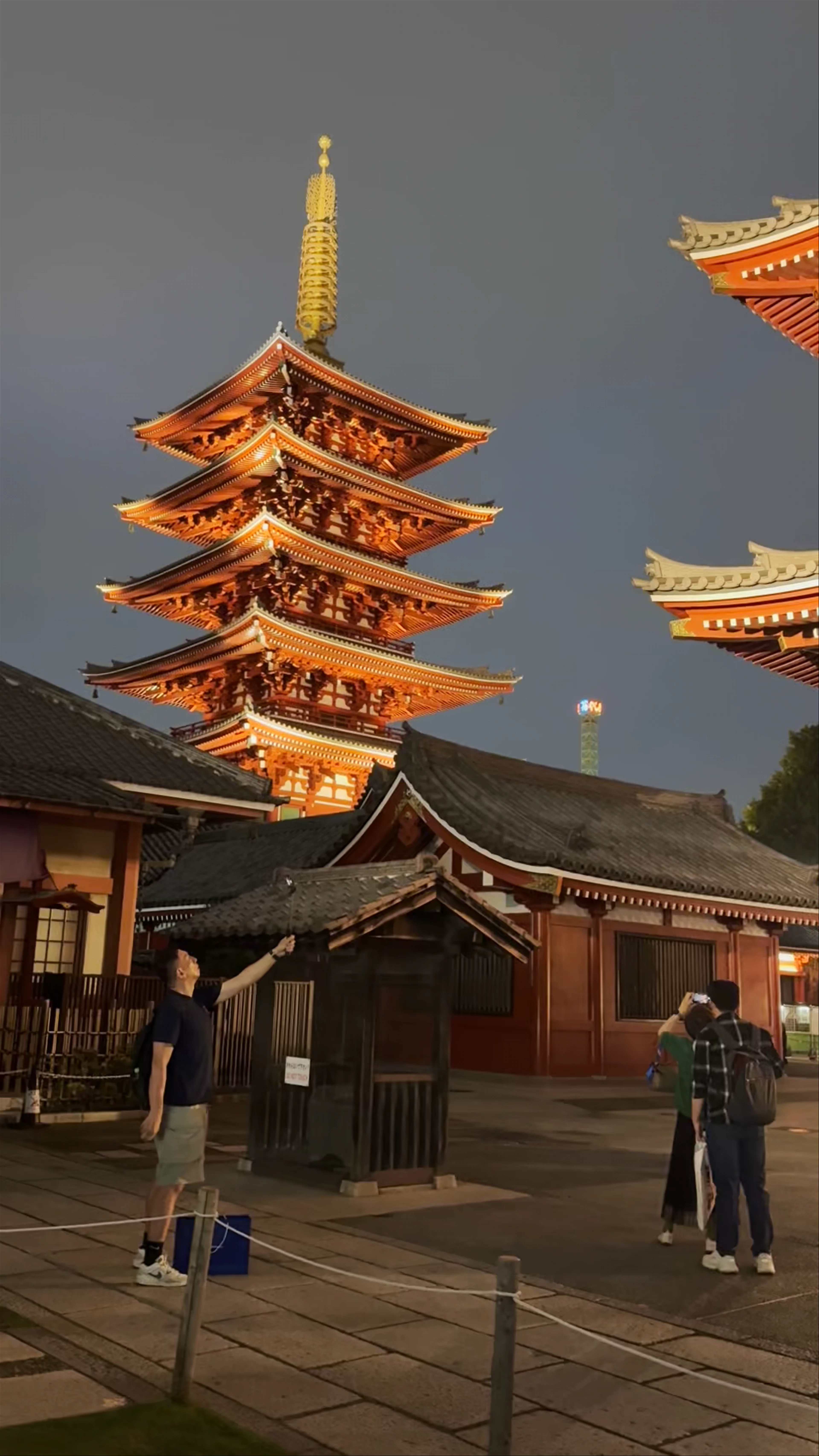 Japan, Tokyo, Taito City, Asakusa, 2 Chome−3−1, senso-ji tempel