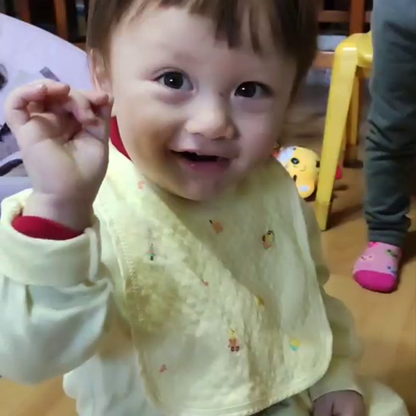 黃弟弟1歲4個月