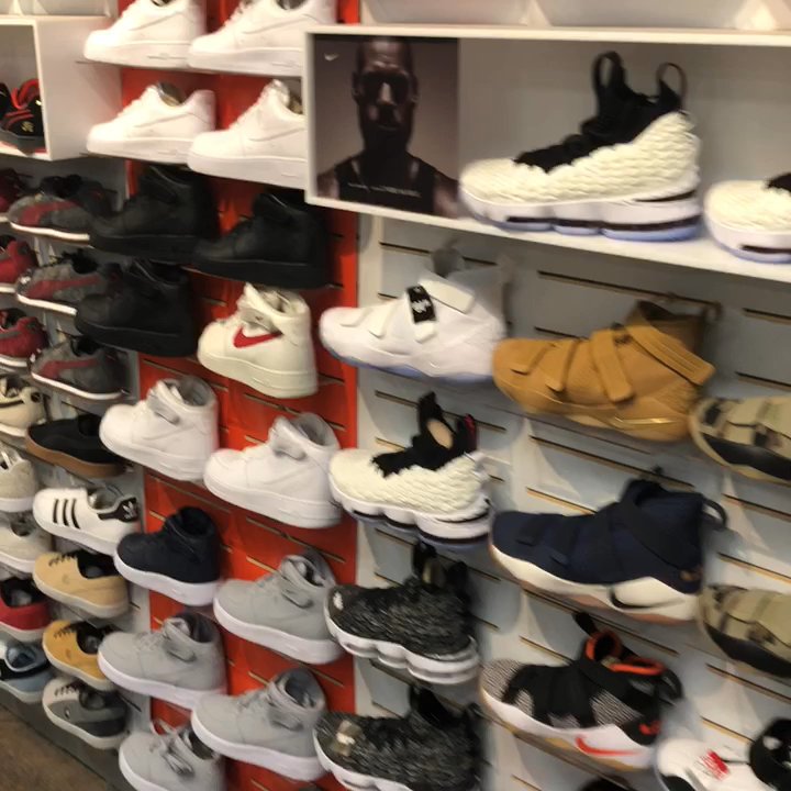 hibbett sports jordans 9